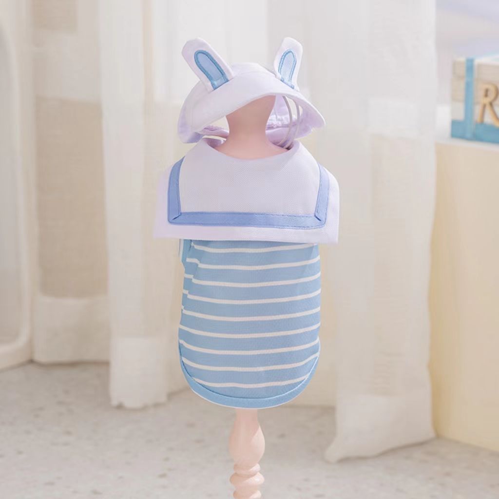Lightweight, breathable pet clothing for spring and summer, featuring a naval-style collar and two-leg vest, in a collegiate style suitable for small-sized Pomeranian dogs.