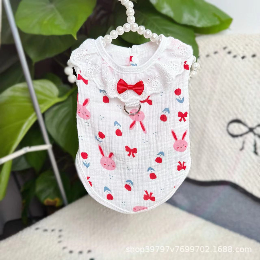 Pet clothing with lace trim, cotton vest, suitable for spring and summer; popular in Japan and South Korea; suitable for cats, bichon frisé dogs; wholesale available.